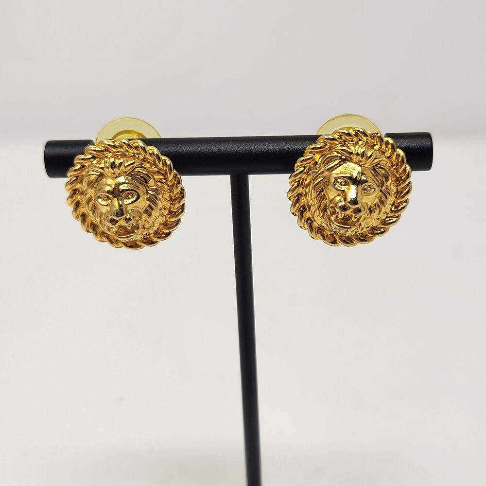 Ann Klein Lion Head Gold Tone Button Earrings Stud Post Pierced Vintage Retro